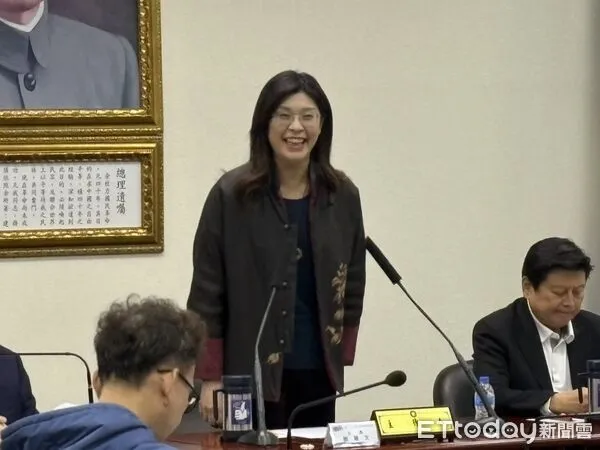 ▲▼國民黨主席鄭麗文中常會致詞。（圖／記者鄭佩玟攝）