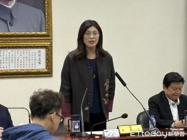 ▲▼國民黨主席鄭麗文中常會致詞。（圖／記者鄭佩玟攝）