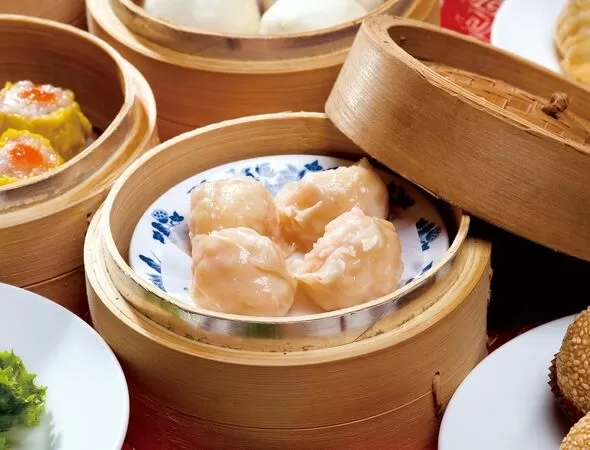 ▲台北凱撒中餐廳推午間吃到飽。（圖／取自台北凱撒臉書）