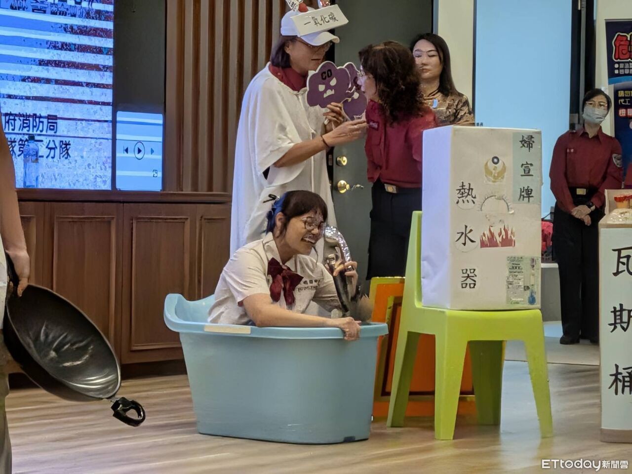 冬季洗熱水澡別輕忽！　南消用古裝話劇教市民防一氧化碳