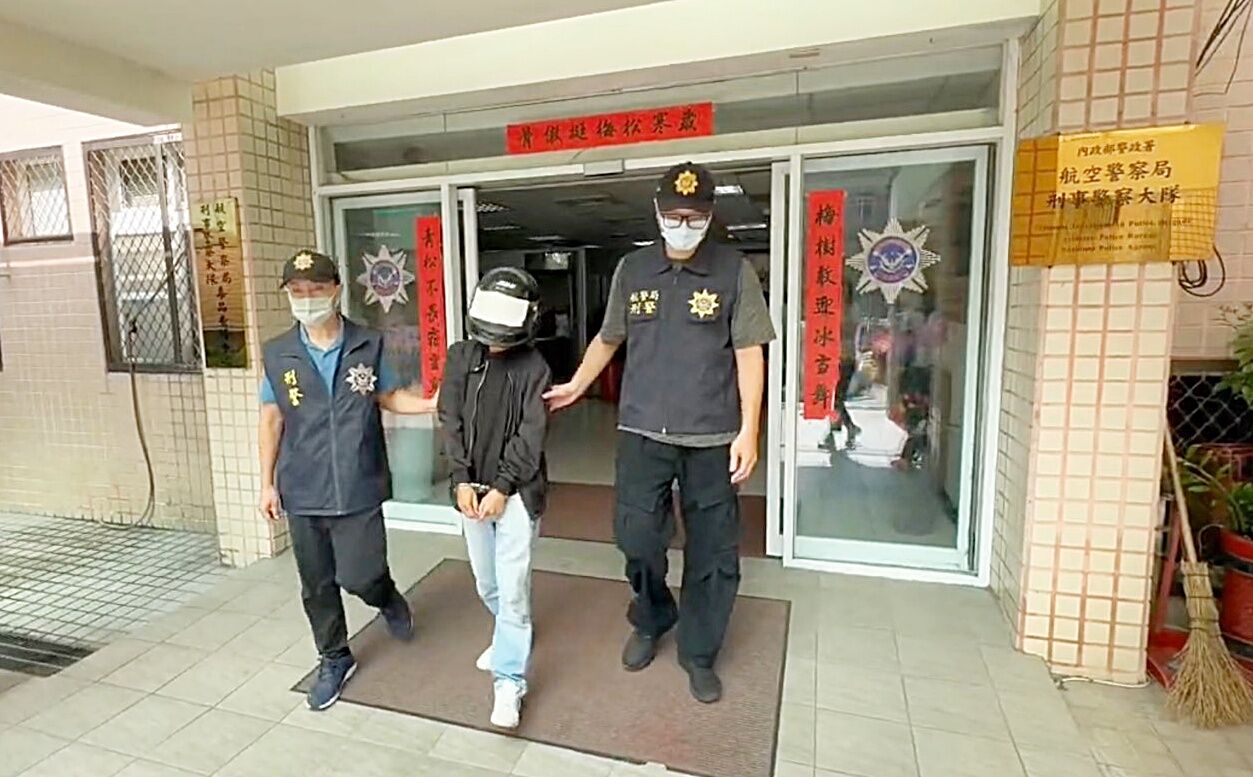 泰男運16公斤大麻花!行李箱「1件衣服都沒有」露餡 下場慘曝