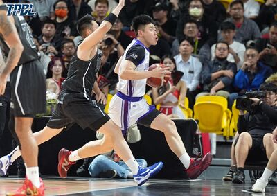先發砍14分卻受傷退場　攻城獅狀元劉丞勳仍謝球迷力挺