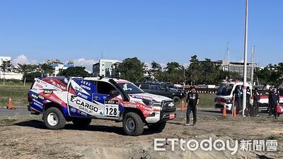 南消攜手中華安駕學會辦訓　80名消防勇士挑戰特殊地形駕駛