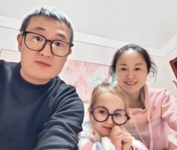 江蘇一對夫妻生出金髮碧眼寶寶　三代都是中國人讓家屬詫異