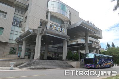 快訊/苗栗某中學16天2女學生墜樓亡 高二生失聯被發現陳屍校園