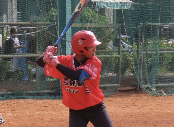 ▲申皓瑋表弟松晉頡二刀身手。（圖／學生棒聯提供）