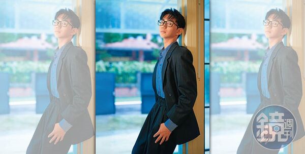 陳玄力被媒體稱為「明華園小王子」，他自己不置可否，但更希望能靠自己被看見。