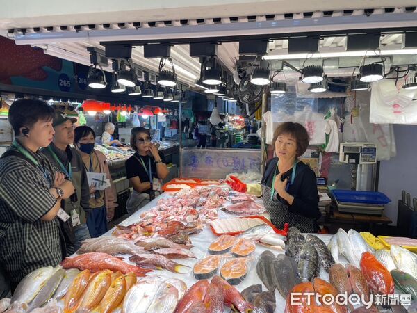 ▲▼「花蓮地方創生見學活動」深度走讀台東及屏東地方創生案例，汲取創新產業思維並討論合作的可能性。（圖／花蓮縣政府提供，下同）