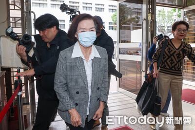 林姿妙涉3罪一審判12年6月！首度現身高院...要法官還她清白