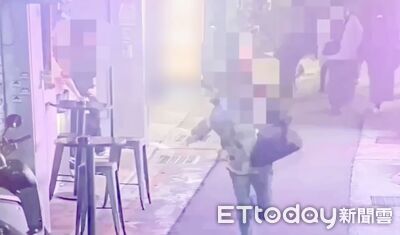 妙齡女西門町被推打...引出一票正義路人　沿路追逐畫面曝光