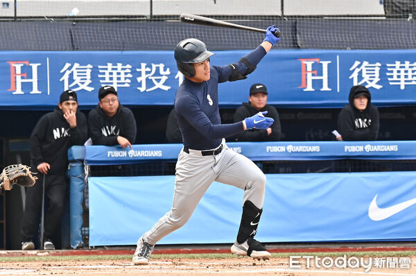 ▲▼Nike青棒菁英訓練營，邱文佑。（圖／記者李毓康攝）