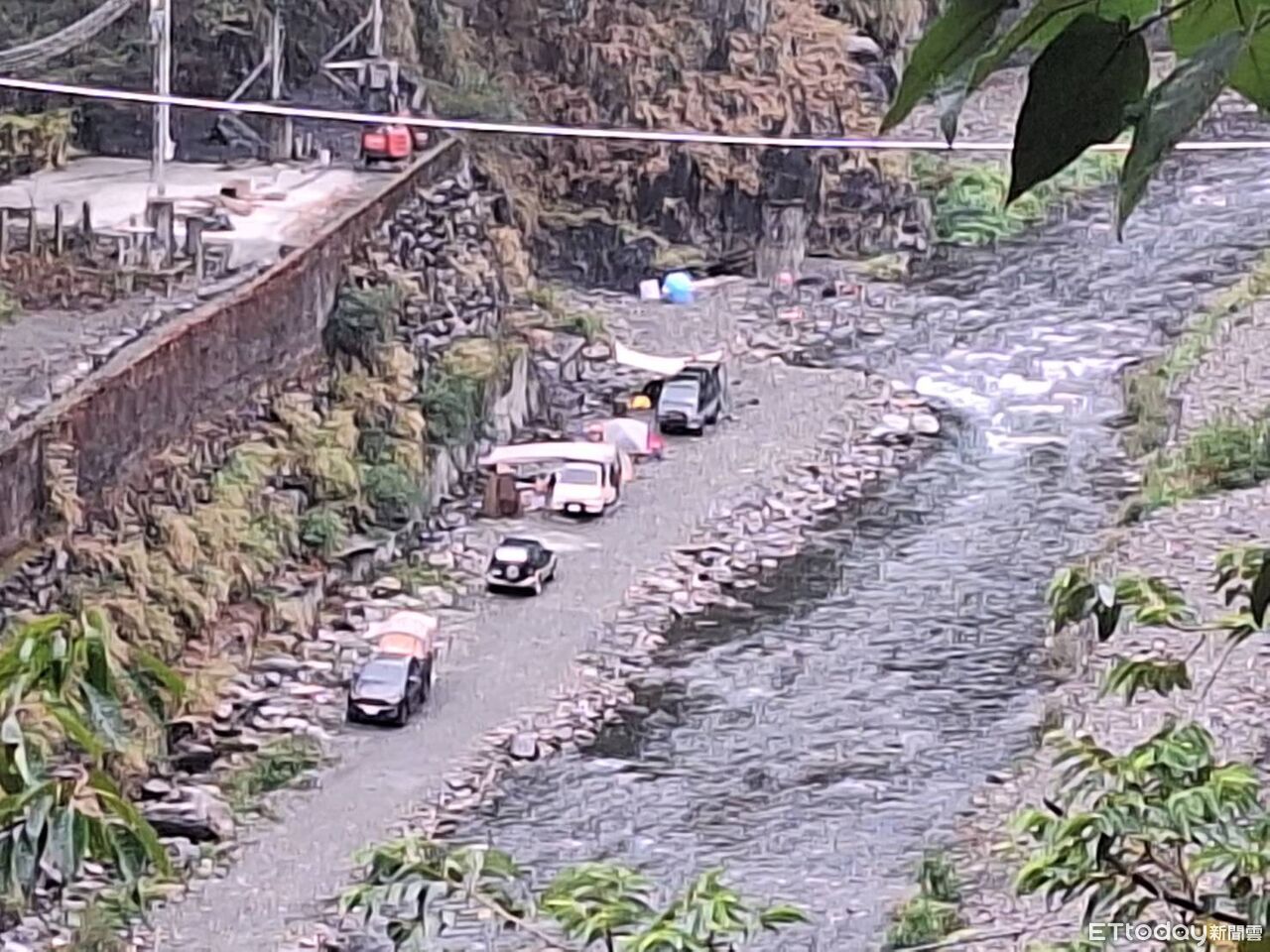 獨/谷關神駒谷野溪溫泉再現!湯友駕車湧入破壞環境 便道封了