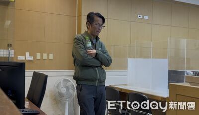 快訊／名律師淪被告畫面曝！涉助陸客假名來台...100萬交保