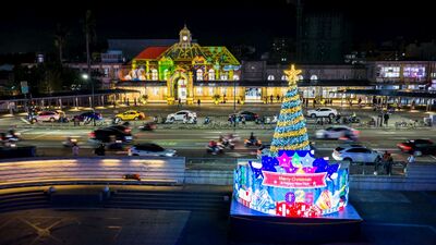 新竹耶誕明點燈！加碼車站光雕、市集