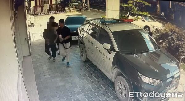 ▲里港警分局查獲翁男涉偷電纜線、吸毒。（圖／記者陳崑福攝）