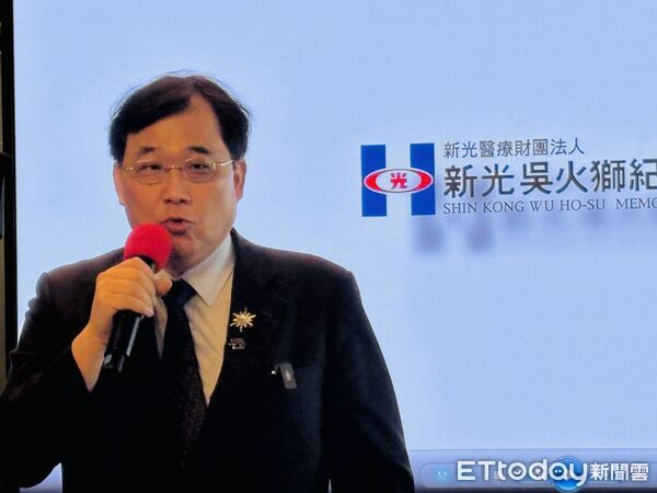 ▲▼新光醫院副院長洪子仁宣布全院員工加薪。（圖／記者洪巧藍攝）