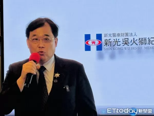 ▲▼新光醫院副院長洪子仁宣布全院員工加薪。（圖／記者洪巧藍攝）