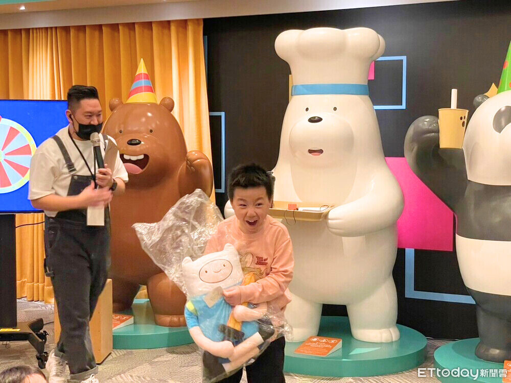 和逸台南西門館「童話聖誕村」！　聖誕敲門送禮、薑餅屋DIY超搶手