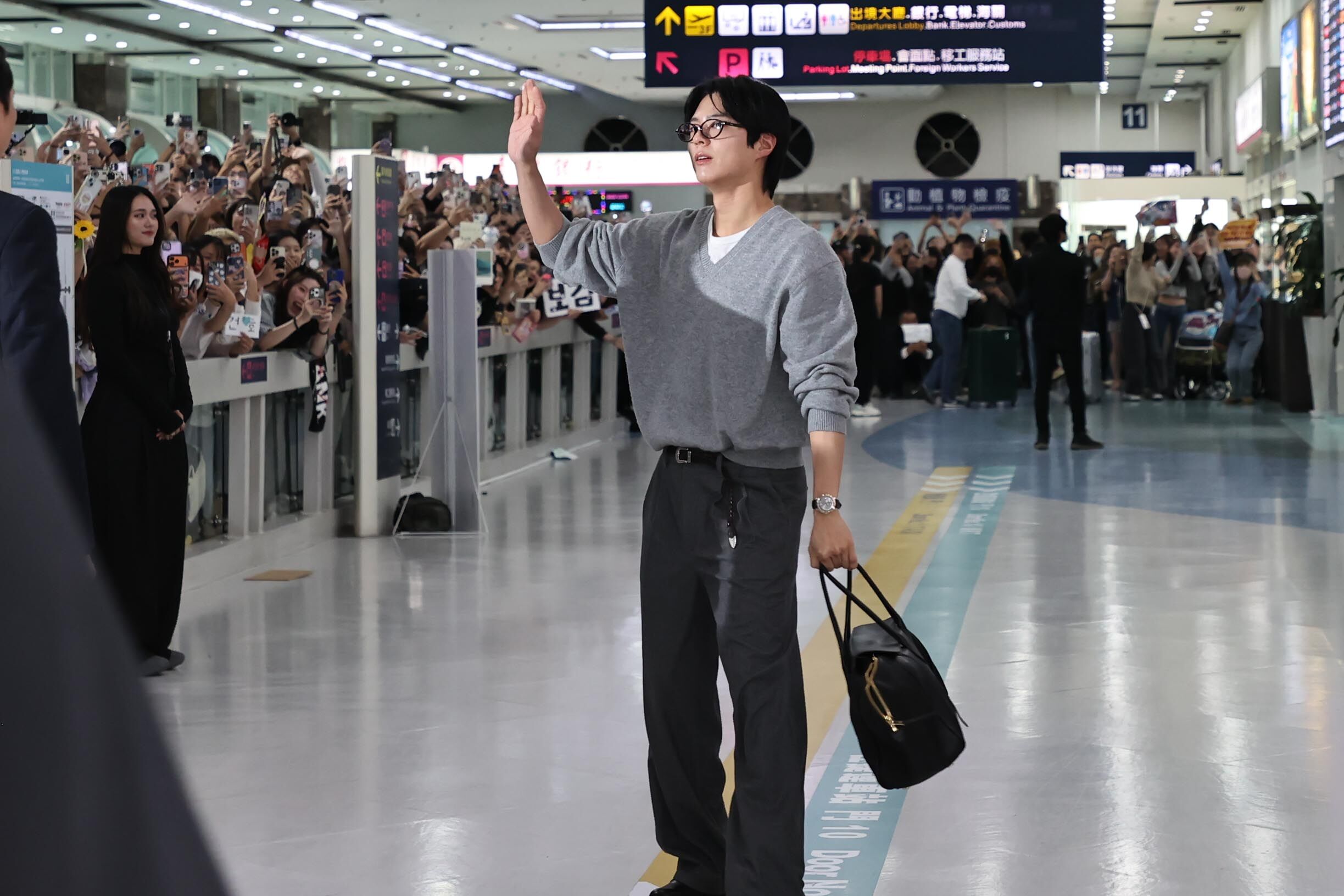 ▲▼ 2025 AAA小港機場接機,朴寶劍    。（圖／記者徐文彬攝）