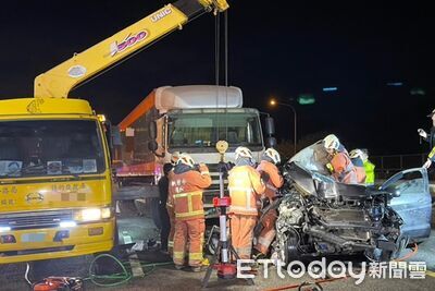 國3晚間連環車禍！半聯結車駕駛「恍神撞4車」1死7傷