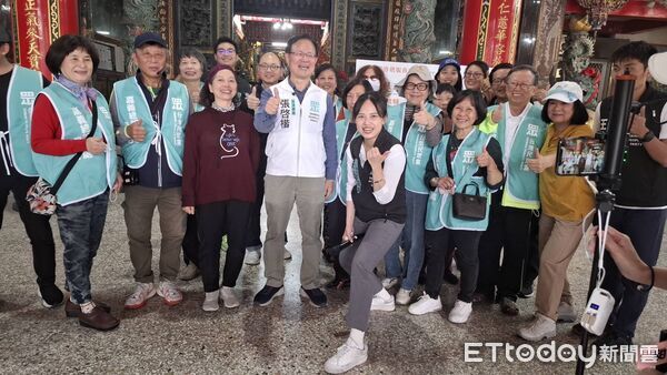 ▲▼  張啓楷【民眾嘉菜啦！挺菜農、疼惜民眾】公益贈菜活動  。（圖／記者翁伊森翻攝）