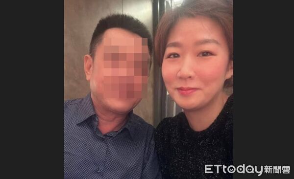 ▲▼涉嫌詐騙吸金20億的高雄某國小前家長會副會長邱姓美魔女（右）。（圖／翻攝自Taiwan台灣「欠錢不還X人公佈區」臉書社團）