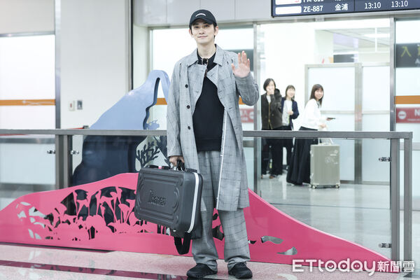 ▲町田啓太抵達台北。（圖／記者林敬旻攝）