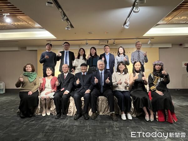 ▲▼戲劇《我們六個》的老三林作逸，今天獲得２０２５寶佳教育大愛獎。（圖／記者許敏溶攝）