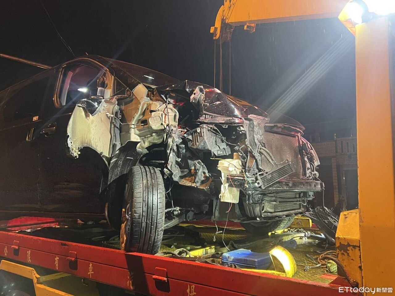 蕭美琴宜蘭行爆意外！24歲警遭撞「臟器外露」　總統府：祈願平安