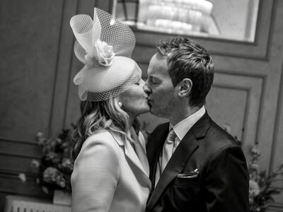 《慾望城市》莎曼珊戲外梅開四度 69歲新娘狀態好到發光