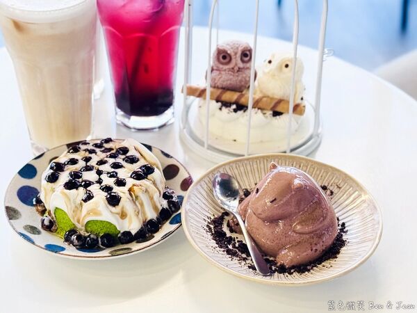 ▲▼礁溪景觀咖啡廳「抹茶山下」，超萌造型小蛋糕每天70組！（圖／部落客紫色微笑提供）