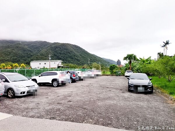 ▲▼礁溪景觀咖啡廳「抹茶山下」，超萌造型小蛋糕每天70組！（圖／部落客紫色微笑提供）