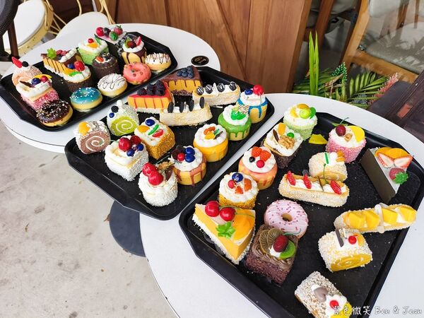 ▲▼礁溪景觀咖啡廳「抹茶山下」，超萌造型小蛋糕每天70組！（圖／部落客紫色微笑提供）