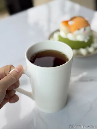 ▲▼礁溪景觀咖啡廳「抹茶山下」，超萌造型小蛋糕每天70組！（圖／部落客紫色微笑提供）