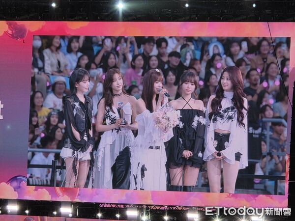 ▲▼LE SSERAFIM。（圖／讀者提供）