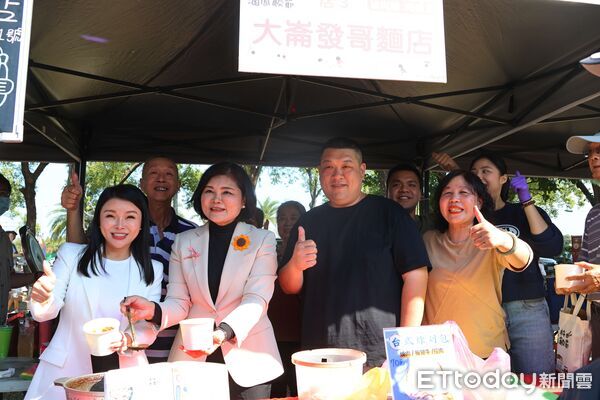 ▲2025 雲林滷肉飯節今在古坑綠色隧道登場，現場飄散濃郁滷香。（圖／記者游瓊華翻攝）