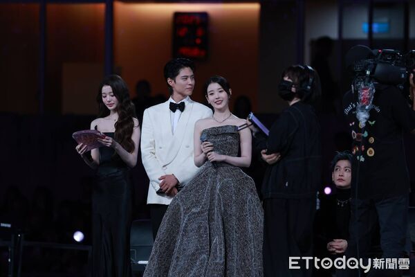 ▲▼舒華告白IU 。（圖／讀者提供） 