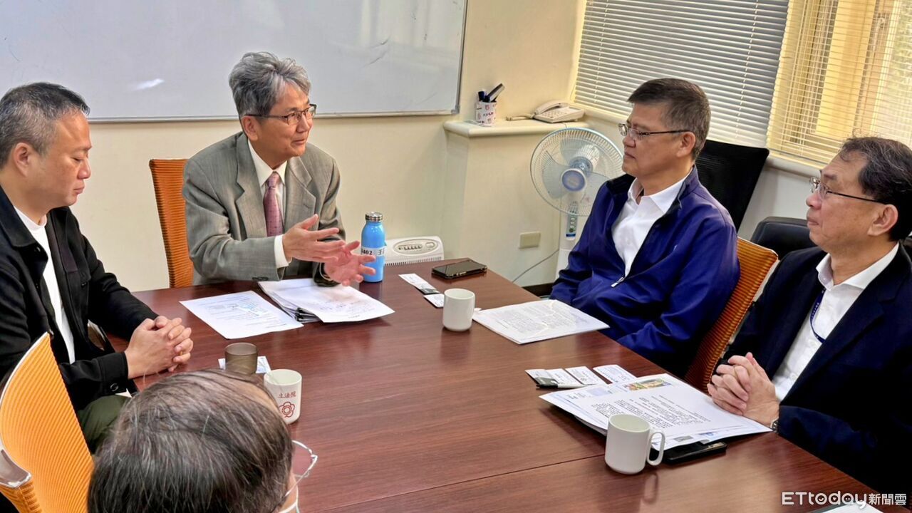 防杜基隆水質污染!立委王正旭促建置油膜偵測 升級攔油設備