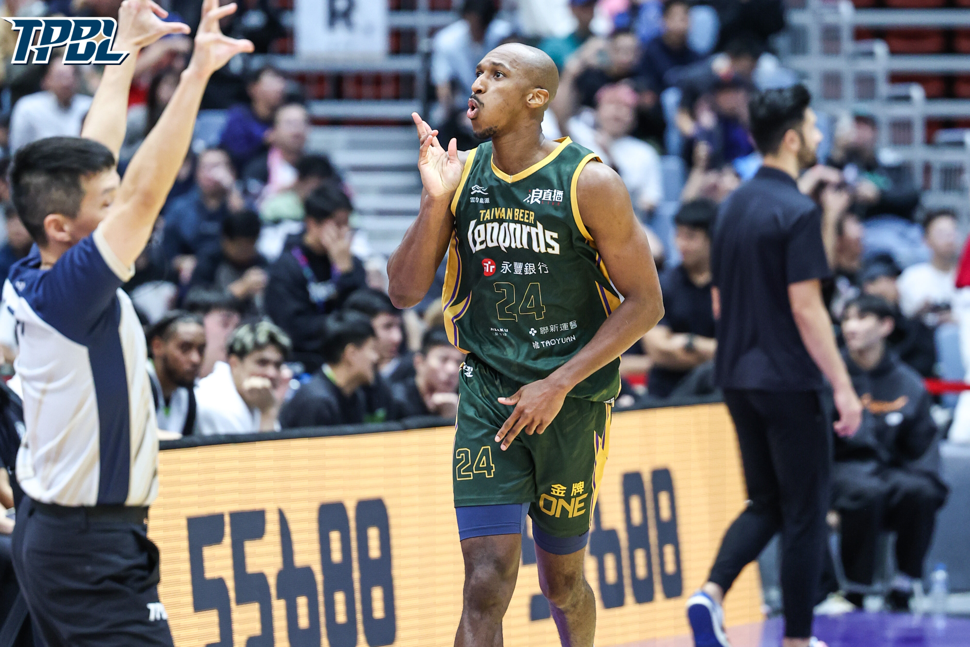 ▲▼雲豹克羅馬、高錦瑋。（圖／TPBL提供）