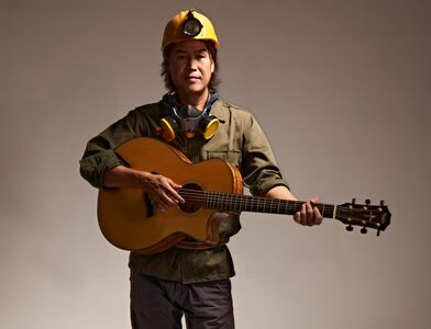 55歲吉董曝喜訊！  親吐礦工之子「人生告白」