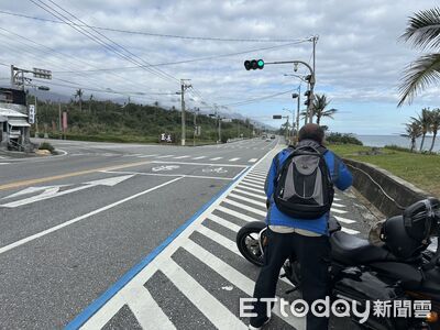 新手重機騎士玉長路段拋錨　寧埔警即時協助脫困