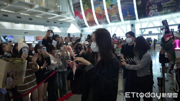 ▲▼▲▼直擊／「哈洗大叔」崔代勳、嚴志媛、MEOVV、潤娥、惠利。（圖／記者吳睿慈攝）