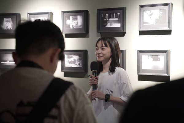 ▲姚愛寗舉辦攝影個展《餘像 14.344》。（圖／邊走邊聽有限公司提供）