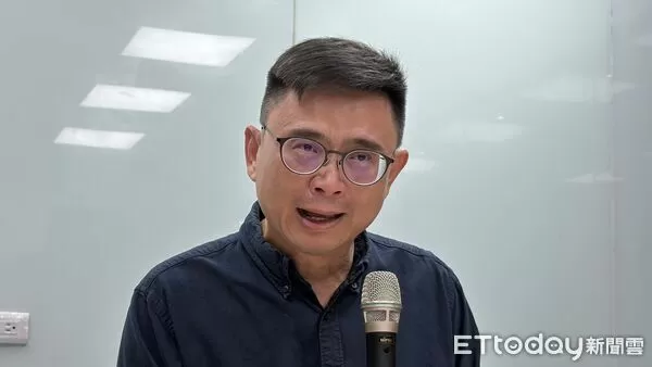 ▲▼立委賴瑞隆哭了。（圖／記者吳世龍攝）