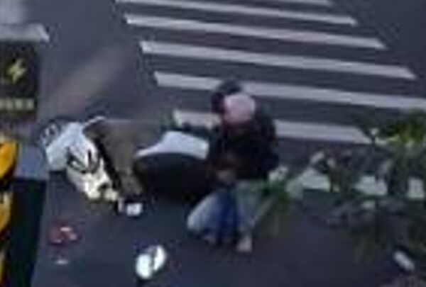 ▲彰化花壇鄉機車對撞，3人受傷送醫。（圖／民眾提供）