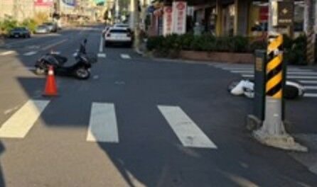 ▲彰化花壇鄉機車對撞，3人受傷送醫。（圖／民眾提供）