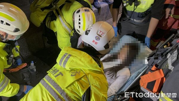 ▲▼新北「定食8」凌晨突氣爆，民眾送醫（圖／記者陳以昇翻攝）