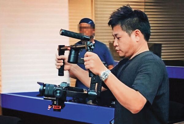 導演驚爆性醜聞／華山分屍案紀錄片打開知名度　導演爆偷拍私密照還動粗出軌