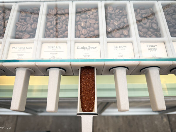 ▲▼桃園中壢預約制太空站咖啡館「R.B.C COFFEE HEAD咖啡專門店」，品味自烘單品與大人系甜點。（圖／部落客VIVIYU提供）