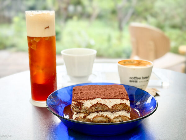 ▲▼桃園中壢預約制太空站咖啡館「R.B.C COFFEE HEAD咖啡專門店」，品味自烘單品與大人系甜點。（圖／部落客VIVIYU提供）